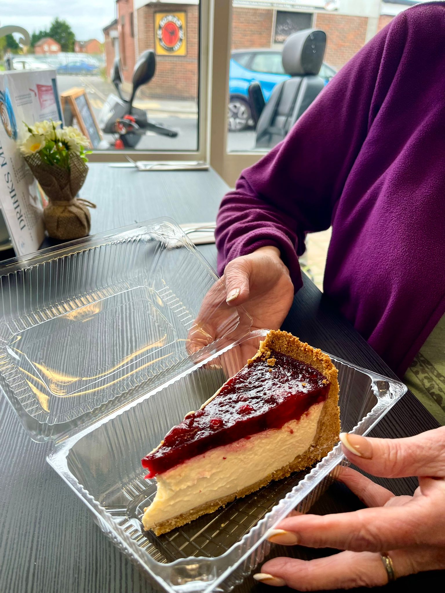 Ridicula cake slice