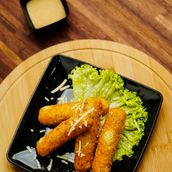 Mozzarella Sticks (V,D)