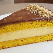 Cake (Nutella/Custard/Qors Aqili ) (piece)