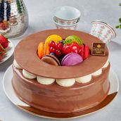 Macron Mouse Chocolate Cake