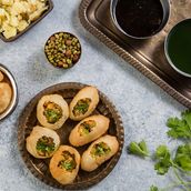 Gol Gappey/ Pani Puri (6pcs)