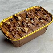 Mini Crunchy Chocolate Despacito Cake