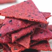  Beetroot Crackers With Dips 