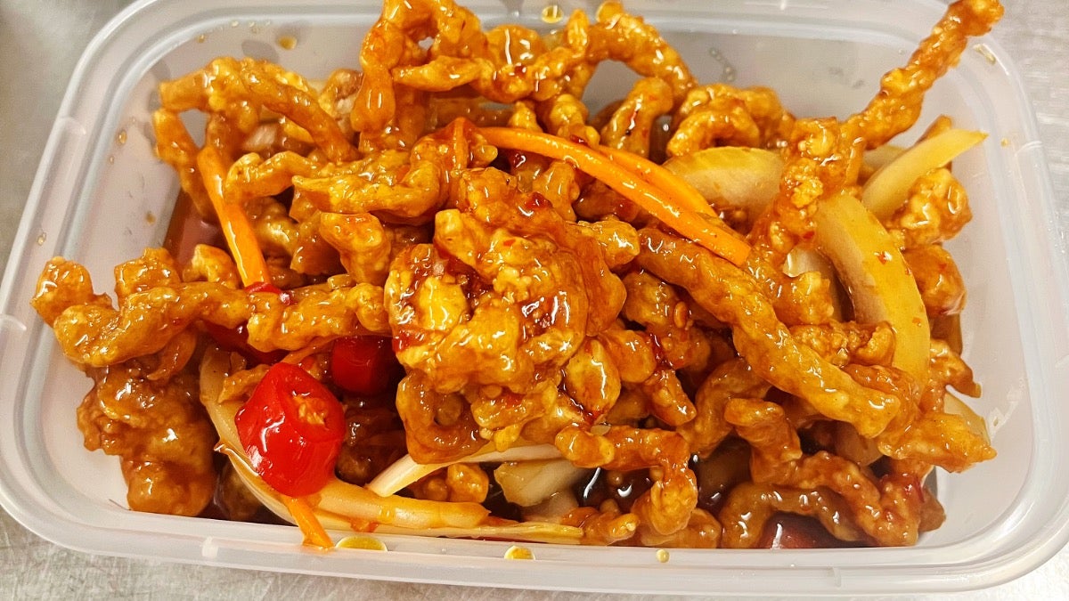 41. ⼲⽜丝 Crispy Shredded Beef