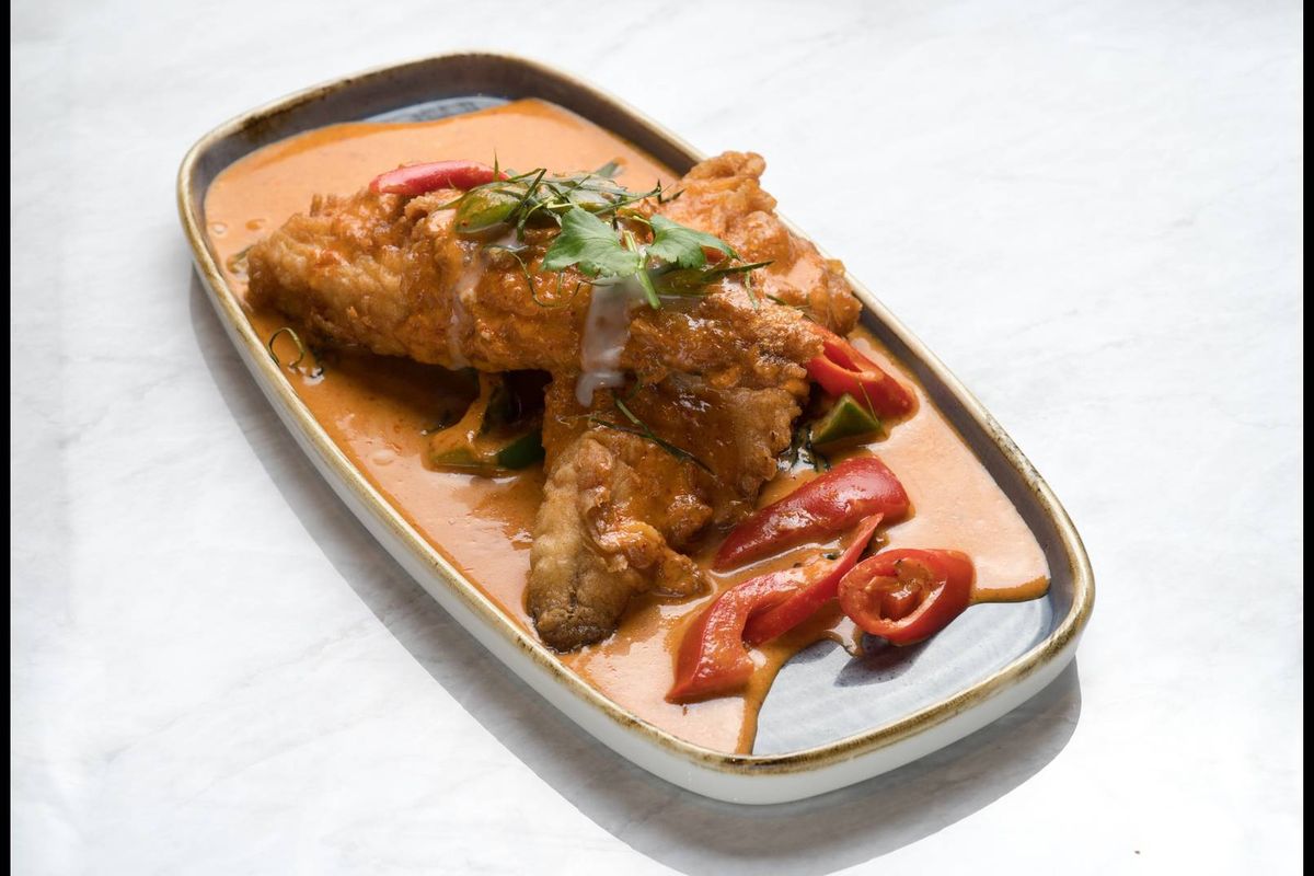 Sea bass Chu Chee - ปลากะพงฉู่ฉี่