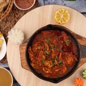 Half Oqda Chicken دجاج عقدة