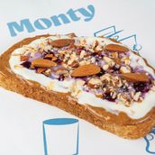 Almond Praline Toasty