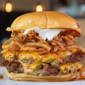  CR 7 Cheeseburger