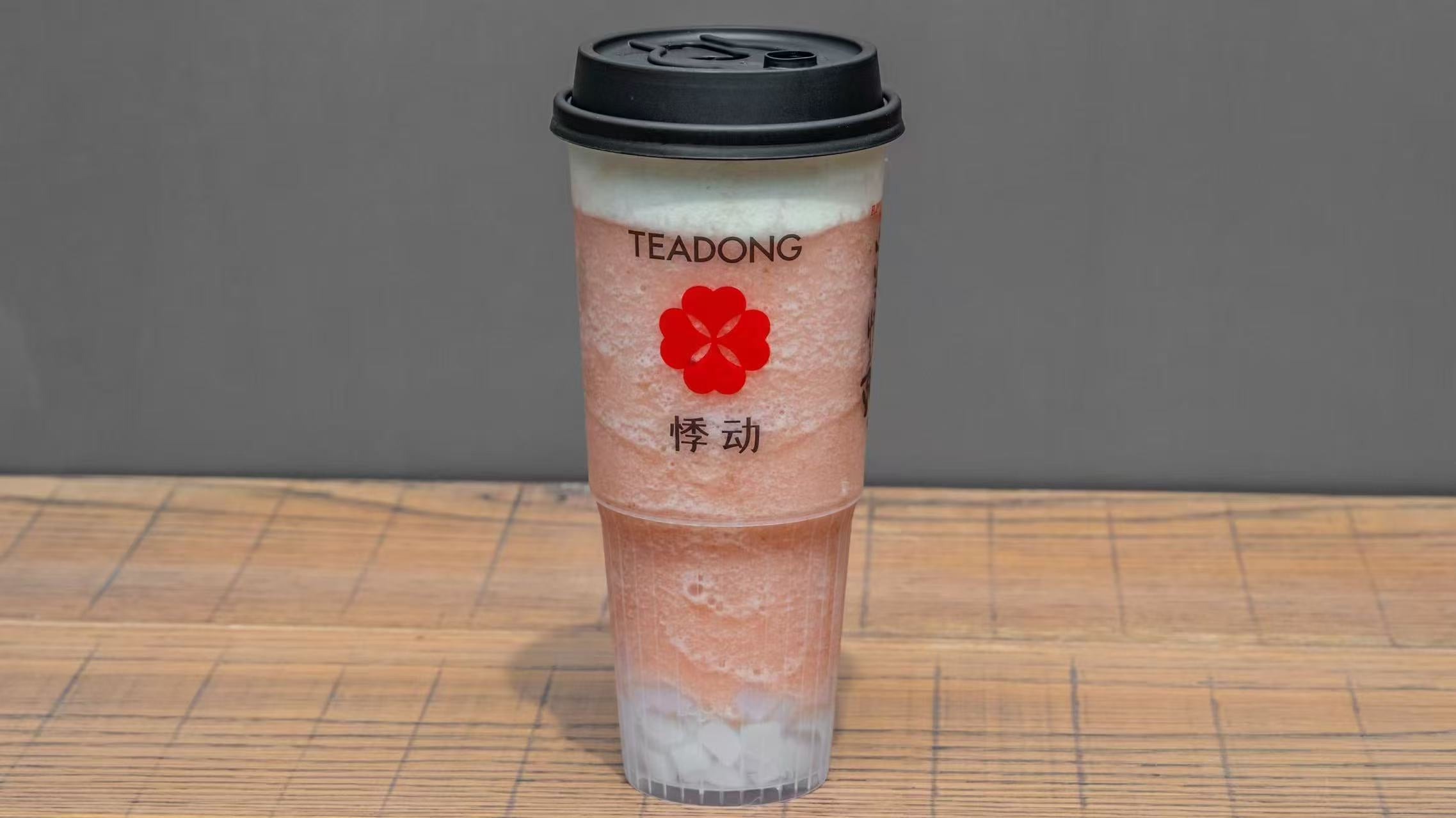 Cheese Cream Fresh Strawberry 红莓落雪