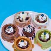 Chimney 5 Flavors & Brownie Cake small