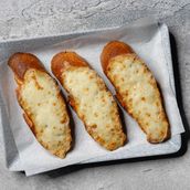 Cheesy Garlic Bread 