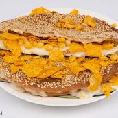 Lebanese Kaake 4 Cheese And Nachos