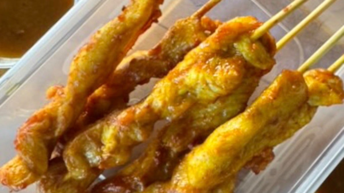 Satay Chicken Skewers (4 pieces) 沙爹鸡串