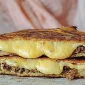 Mix Cheese Hawawshi
