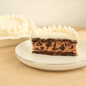 Bento Chocolate With Brownie cake