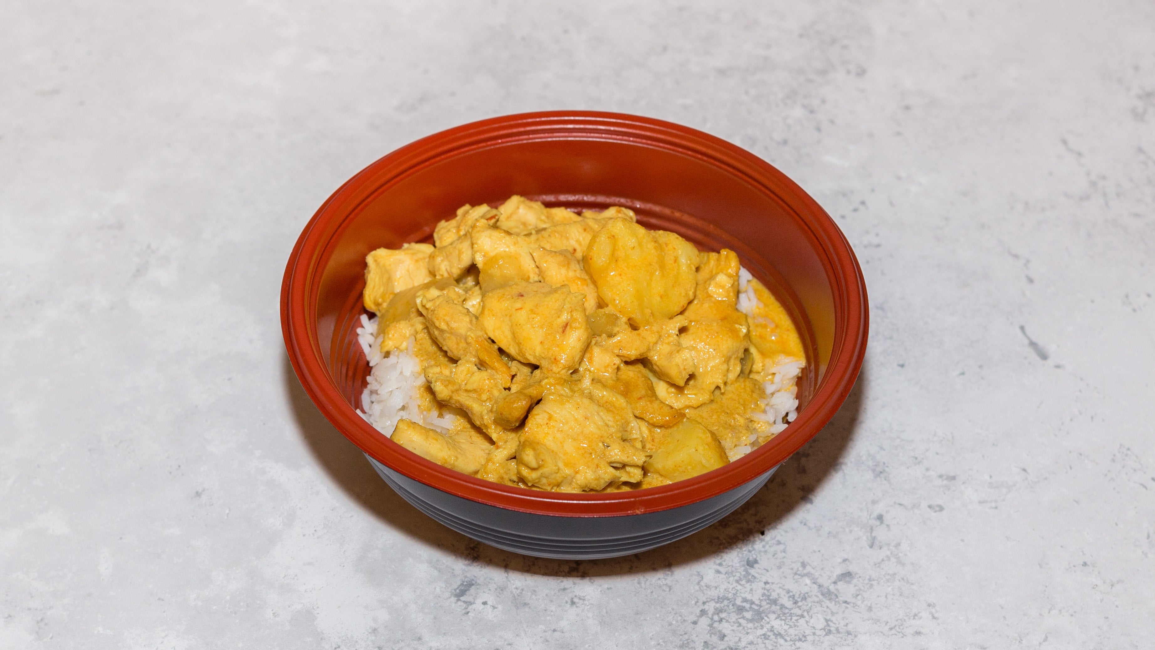 Yellow Curry Chicken with Rice