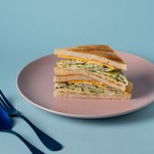 Spinach with Mushroom Omelette And Toast