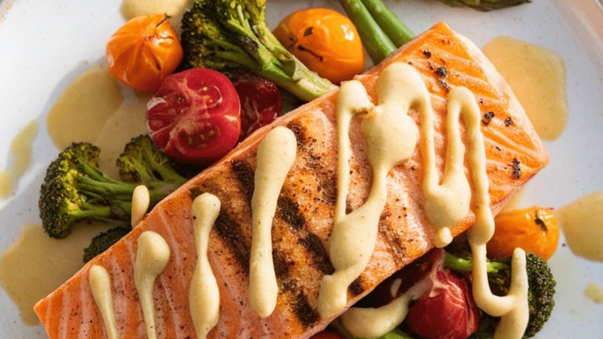 Grilled Salmon with vegetables