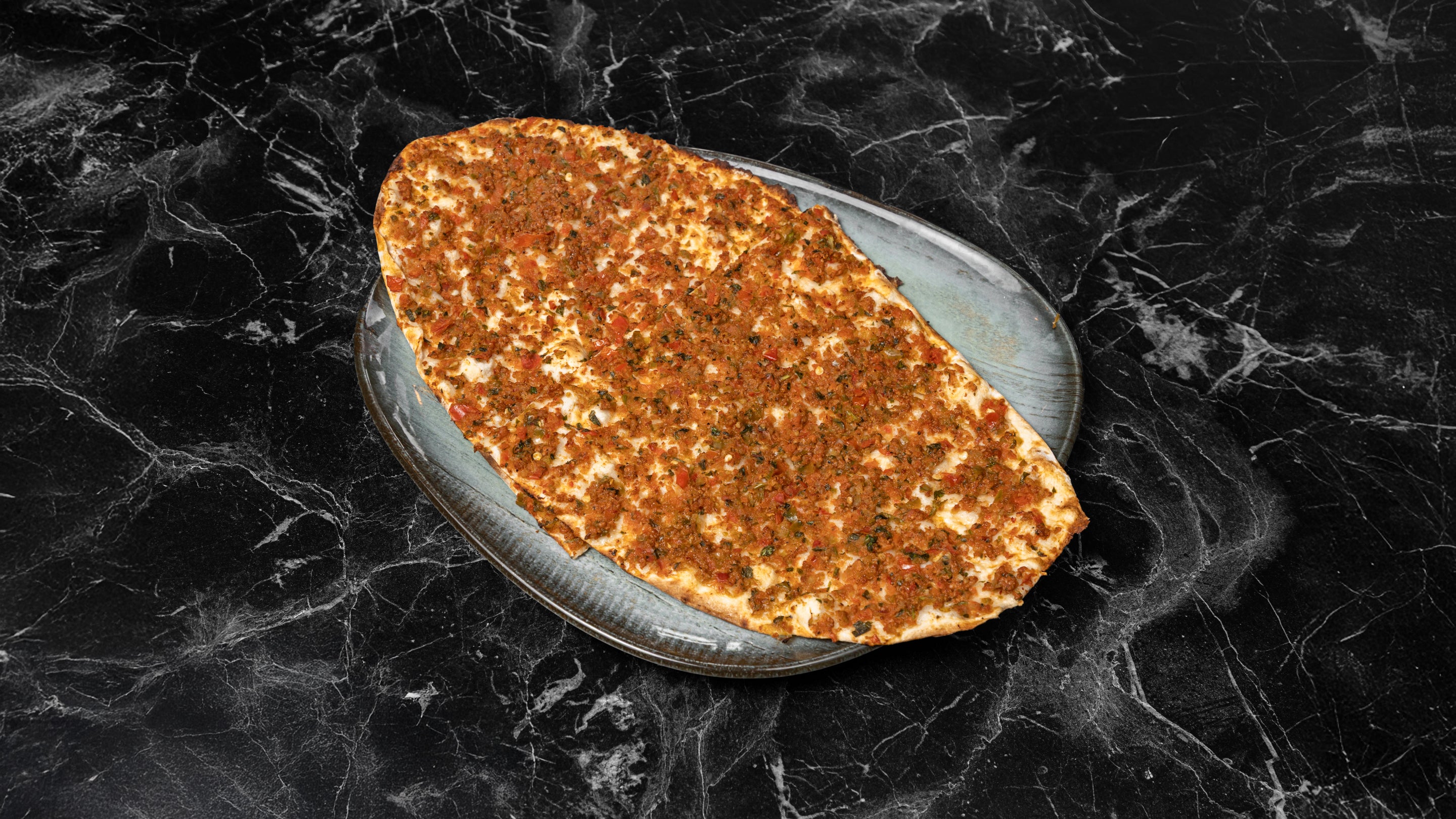 Chilli Lahmacun with Onion