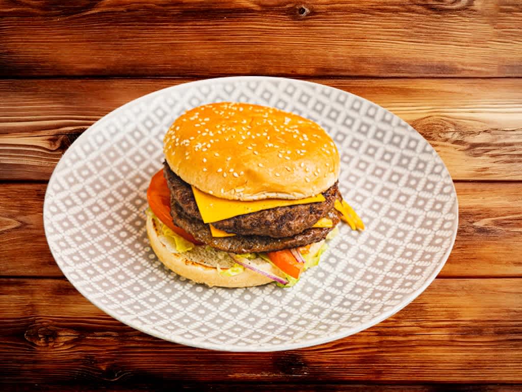 Half Pounder Cheeseburger