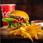 Royal Beef Burger