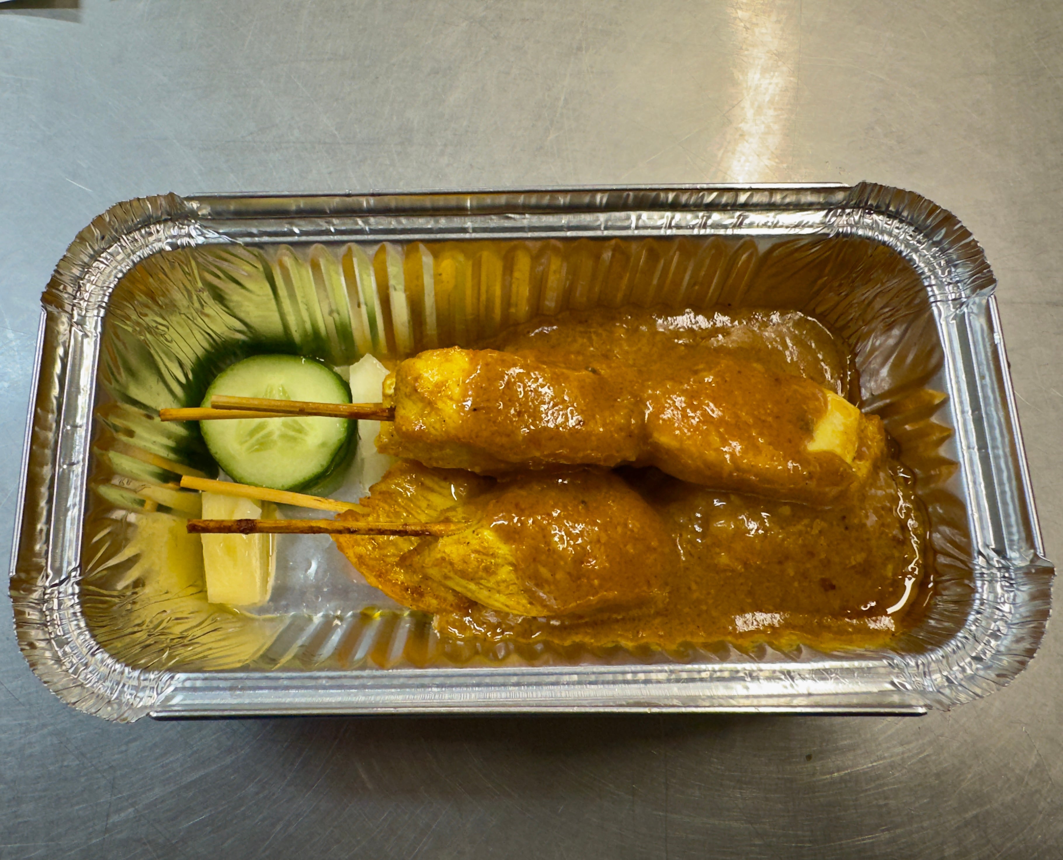 (6a) 串雞 - Satay Chicken on Skewers