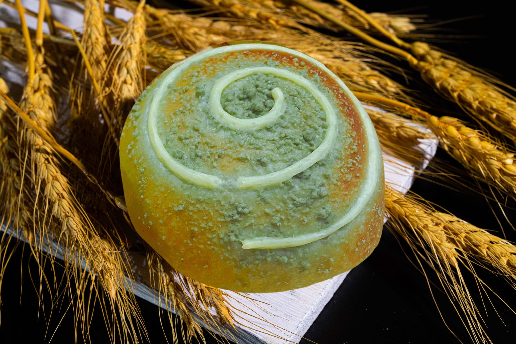 Matcha Red Bean Mochi Bun 抹茶红豆麻薯面包