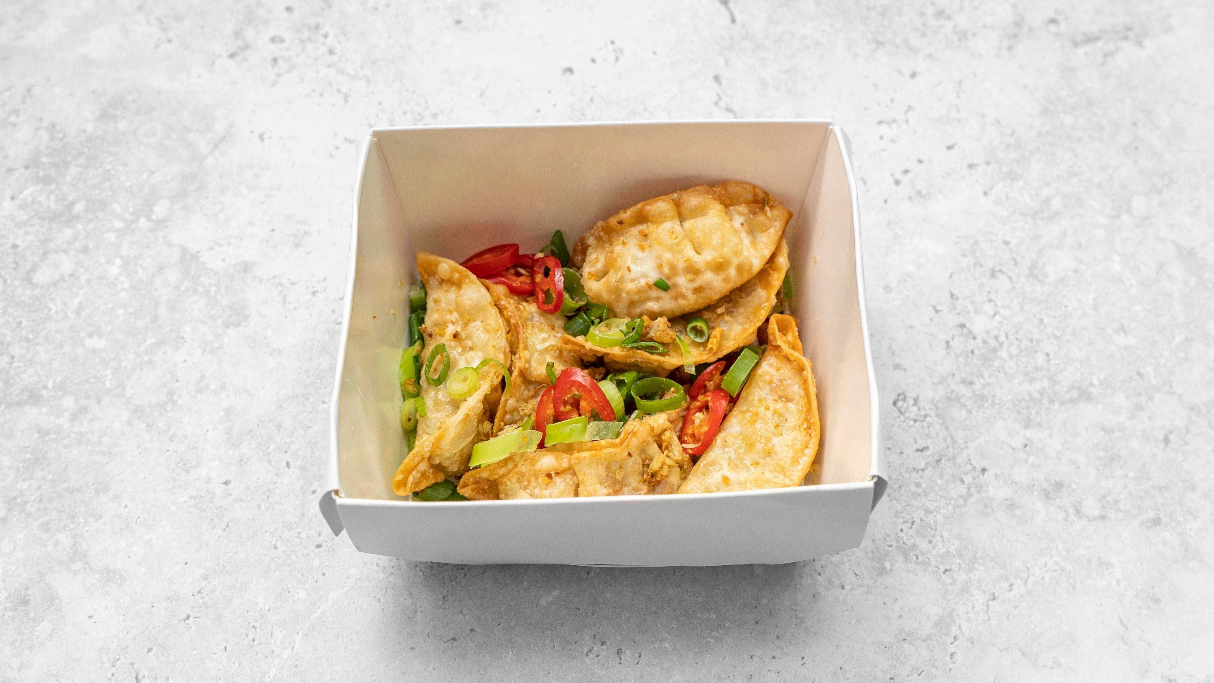 Vegetable Gyoza (6 Pieces)