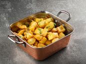 Potato With Coriander And Garlic
