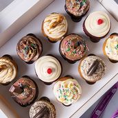  box perfect party 12 cupcakes