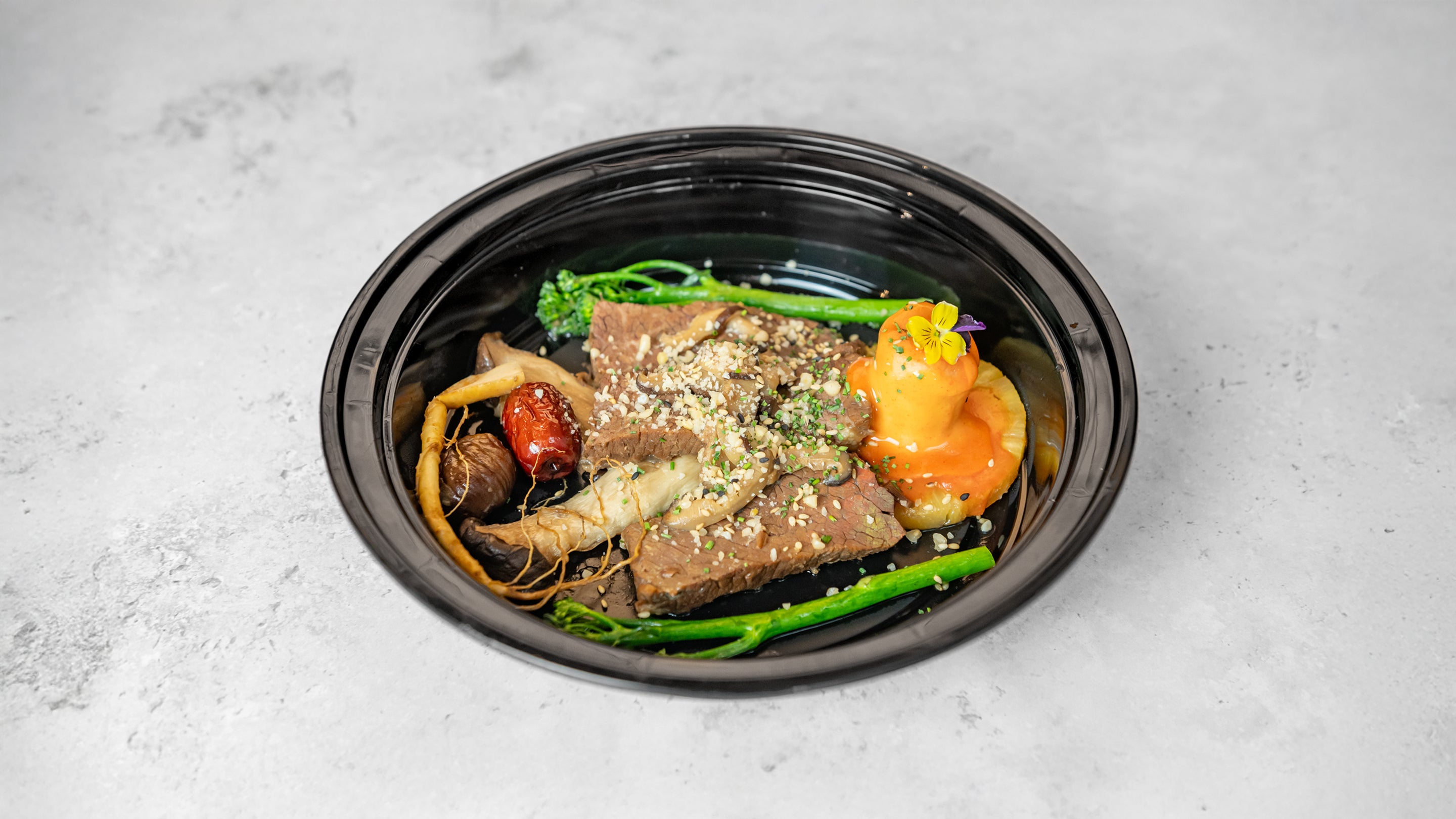 Galbijjim (Traditional Korean Beef rib, 갈비찜)