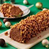  Chocolate Hazelnut Christmas Log Cake بوش ا لميلاد بنكهة الشوكولاتة والبندق