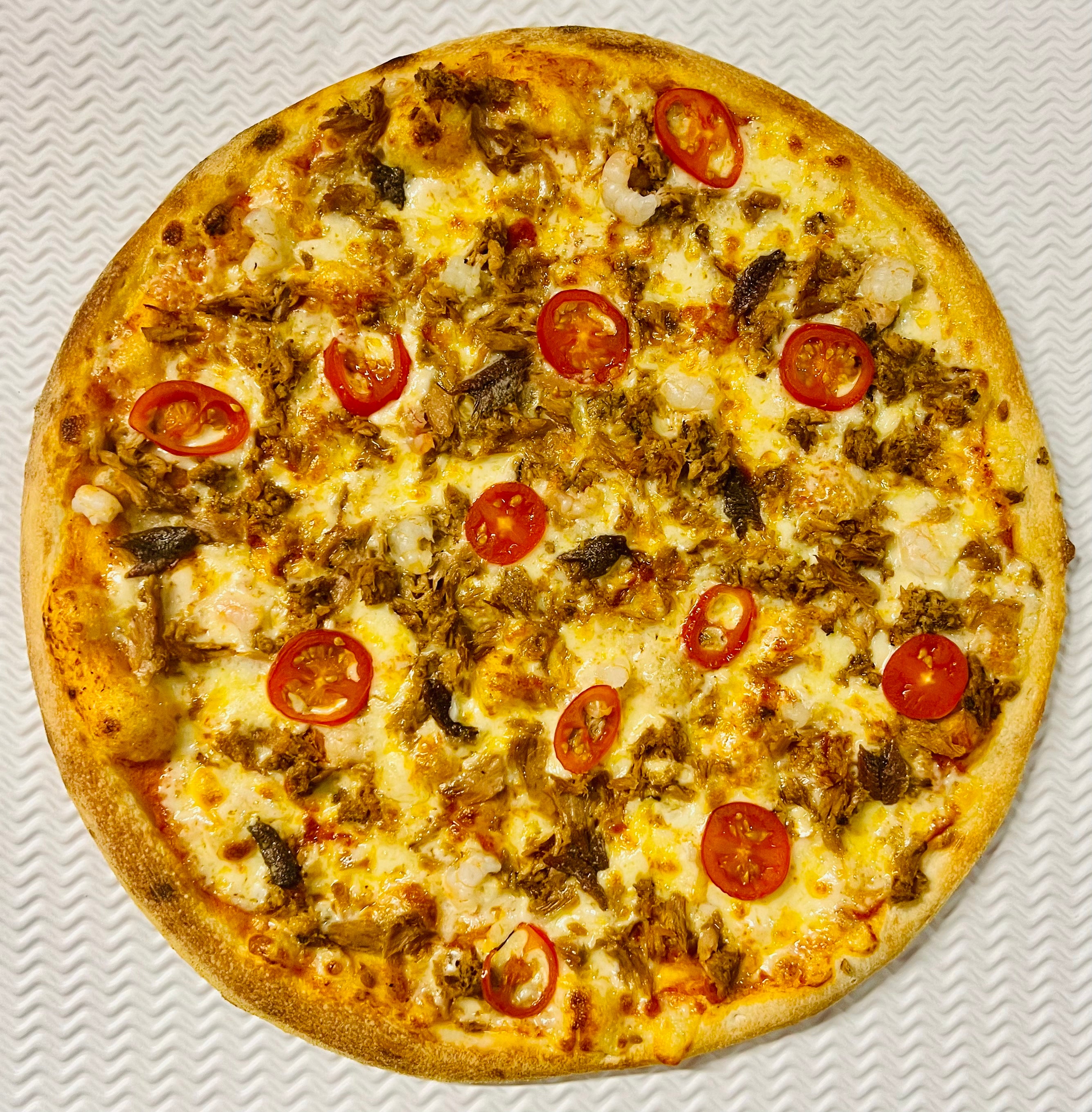 Seafood Pizza