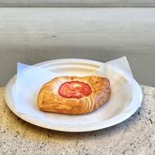 Danish With Tomato 