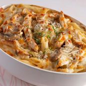 Creamy Alfredo Baked Pasta