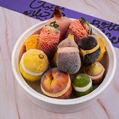 Seasonal Fruit Ice Cream 1kg