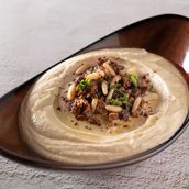 Hummus Bel Laham