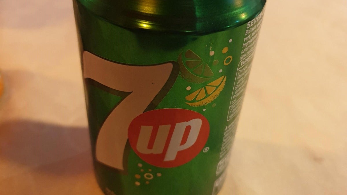 7Up Lemon and Lime 330ml