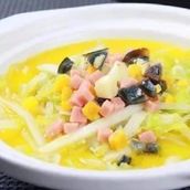 Baby cabbage in soup上汤娃娃菜