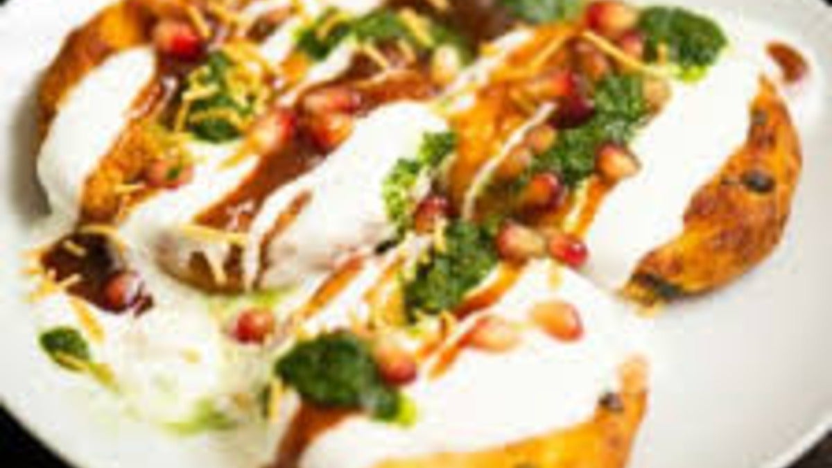 Aloo Tikki Chaat