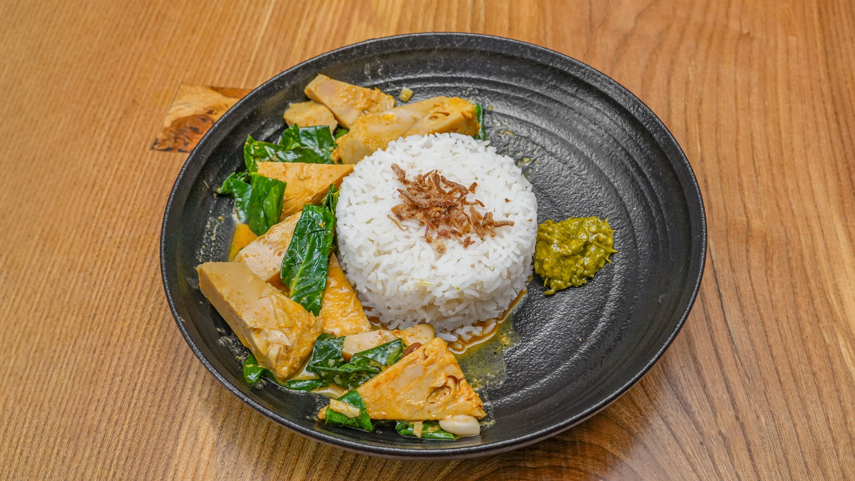 Jackfruit and Greens Curry