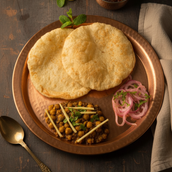 Tawa Chole Bhature