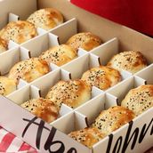 Mascara Pastry box