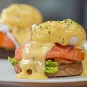 Salmon Benedict