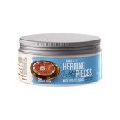 Herring Fillet Pieces with White Pepper Sauce & Caviar 200g 🐟🌶️