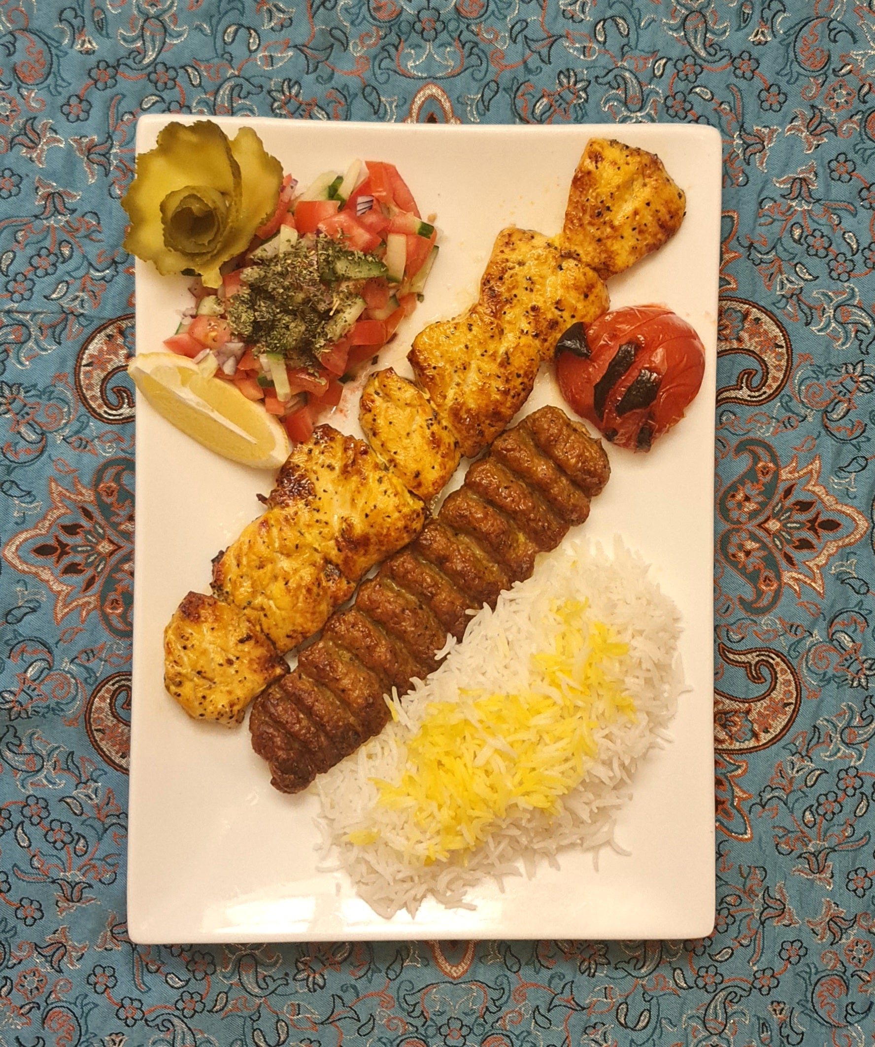 Joojeh Makhsoos Off the Bone