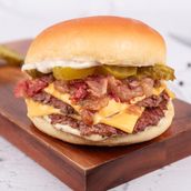 TRUFFLE BEEF BACON BURGER