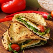 Halloumi Panuozzo