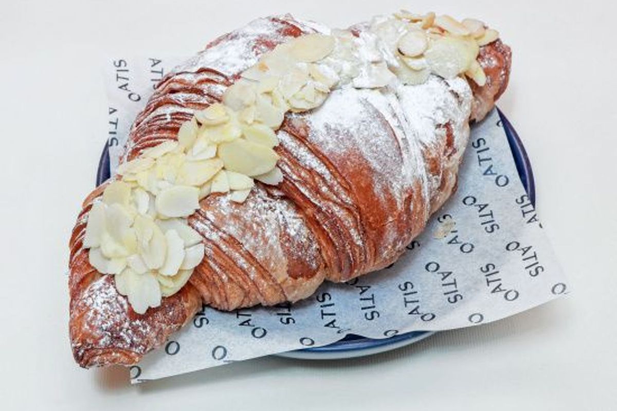 Almond croissant