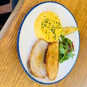 Fluffy Scrambled Eggs